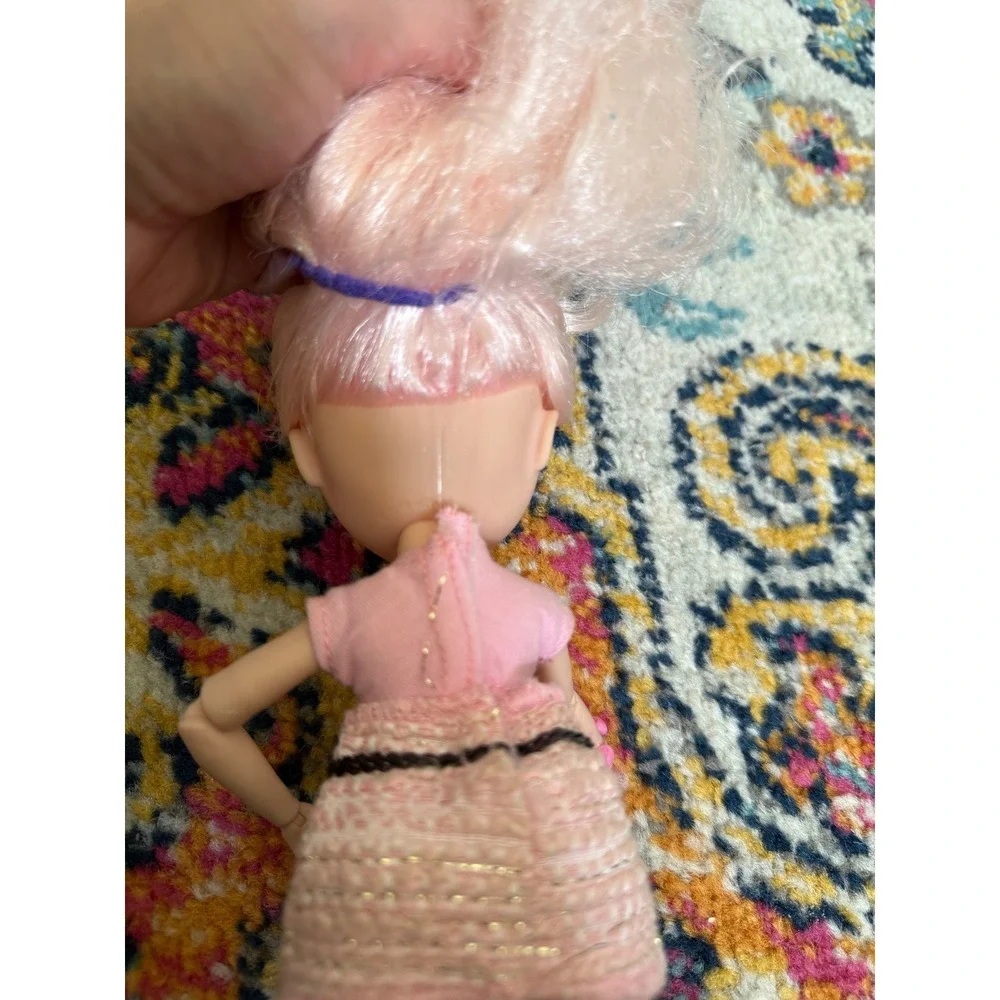 Rainbow High Bella Parker Pacific‎ Coast California Dream Doll MGA